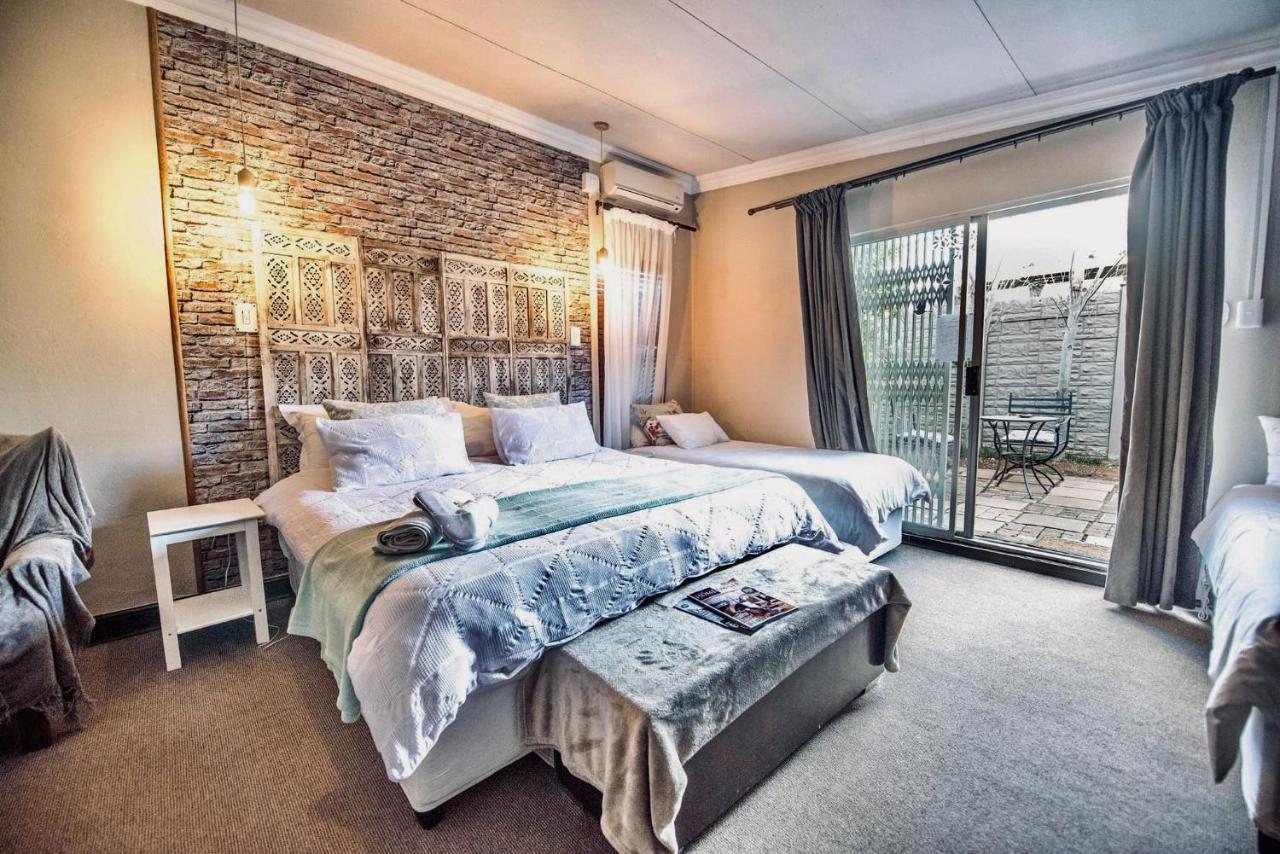 Cottonwood Guesthouse Oasis Bloemfontein Exterior foto