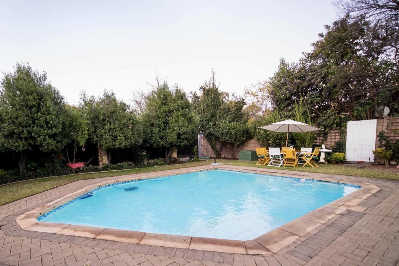 Cottonwood Guesthouse Oasis Bloemfontein Exterior foto