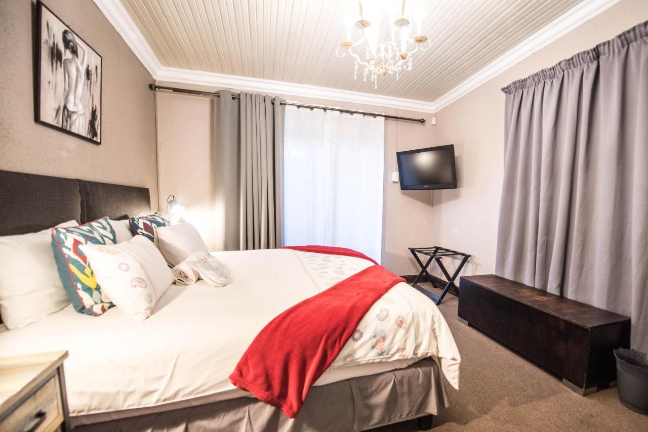 Cottonwood Guesthouse Oasis Bloemfontein Exterior foto